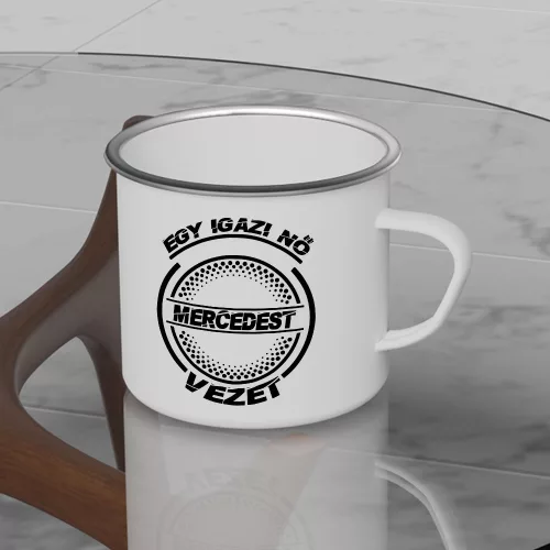 Mercedes_bögre_Igazi_nő_mercit_vezet_