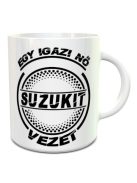 Suzukis bögre_Igazi nő Suzukit vezet