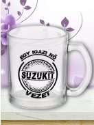 Suzukis bögre_Igazi nő Suzukit vezet