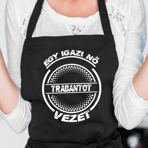 Trabantos_kötény_Igazi_nő_Trabantot_vezet_