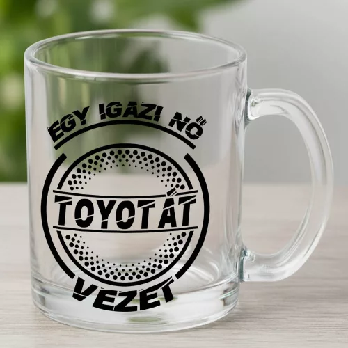 Toyotás_bögre_Igazi_nő_Toyotát_vezet_