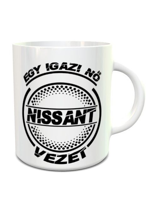 Nissanos bögre_Igazi nő Nissant vezet