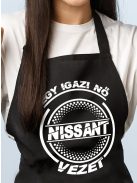 Nissanos kötény_Igazi nő Nissant vezet