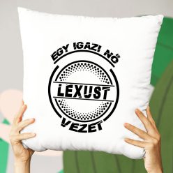 Lexusos_párna_Igazi_nő_Lexust_vezet_