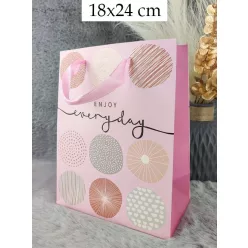 Ajándéktasak_Enjoy_everyday_felirattal_