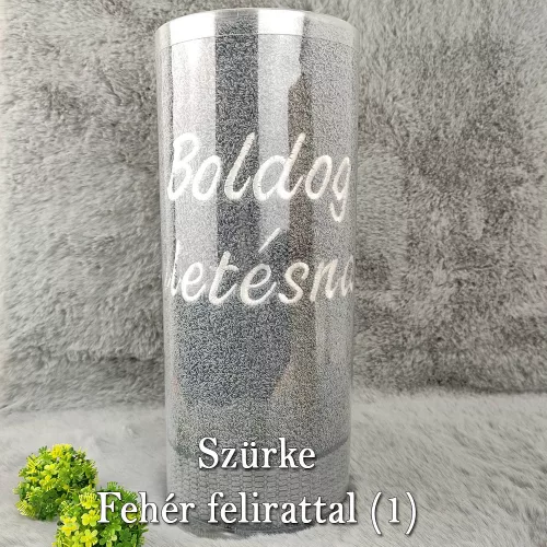 Ajándék_születésnapra_Hímzett_törölköző_