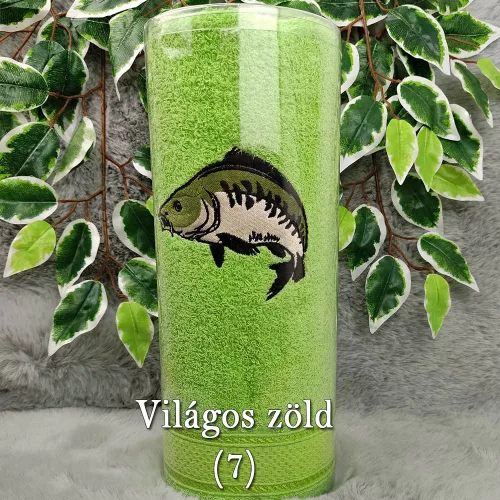Meglepetés_horgásznak_Ponty_mintás_hímzett_törölköző